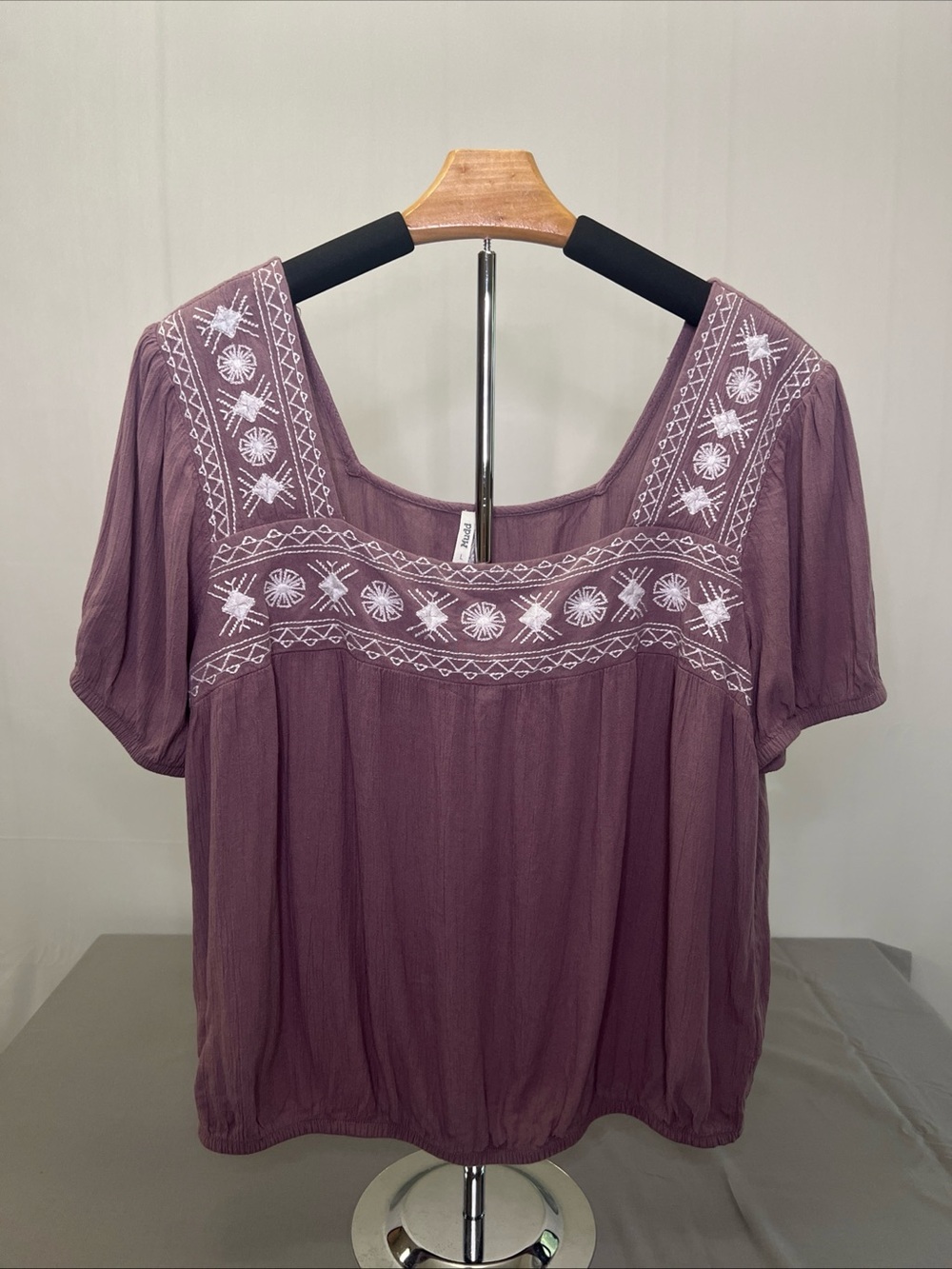 Mudd Mauve Embroidered Square-Neck Blouse
